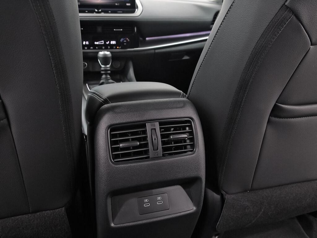 Nissan Qashqai DIG-T 103kW N-Connecta 35