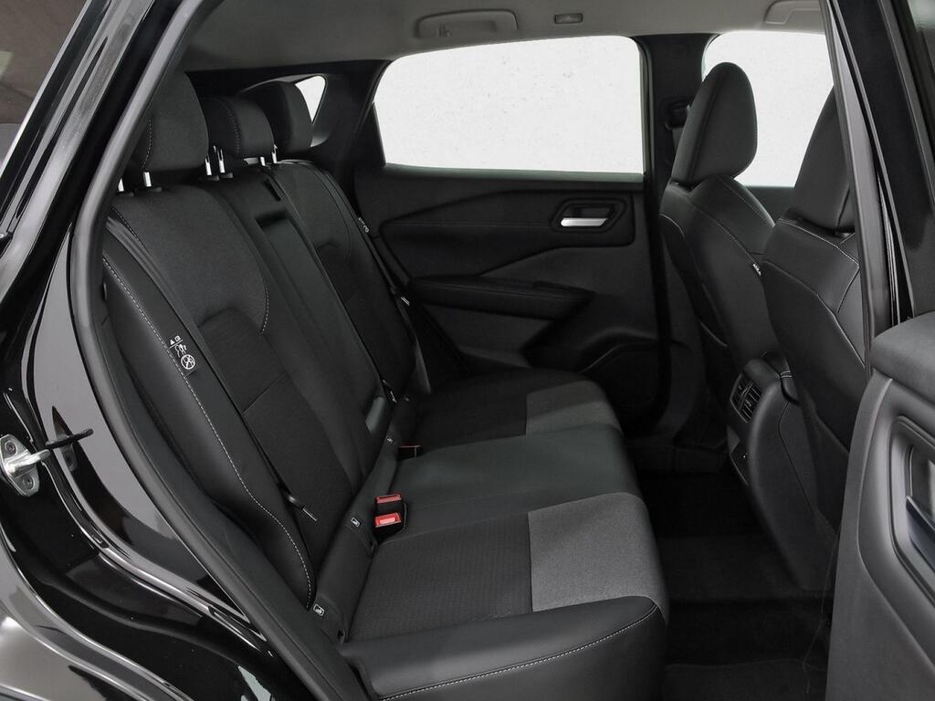 Nissan Qashqai DIG-T 116kW CVT N-Connecta 8