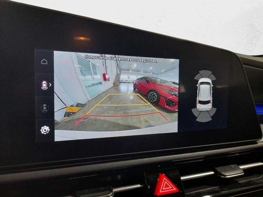 Kia Niro 1.6 GDi HEV 95kW (129CV) Drive 14