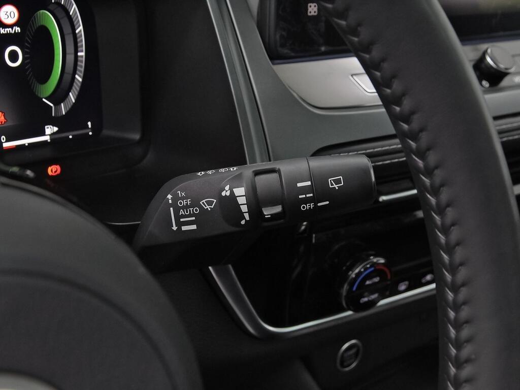 Nissan Qashqai DIG-T 103kW N-Connecta 13