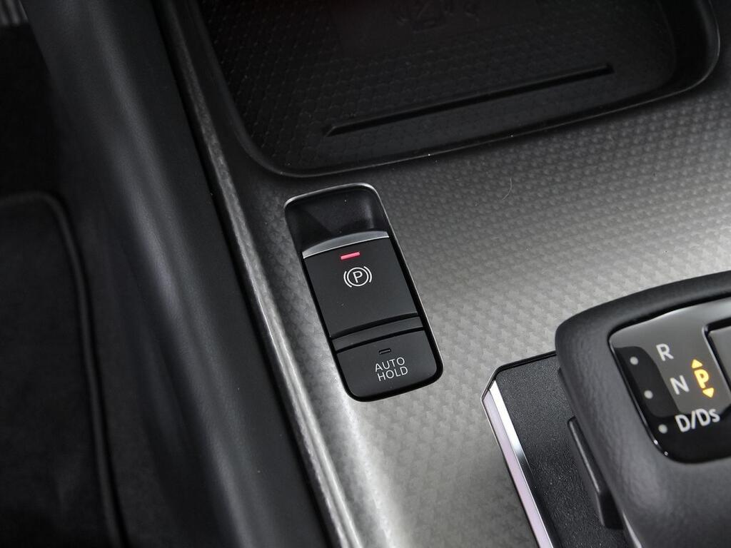 Nissan Qashqai DIG-T 116kW CVT N-Connecta 28