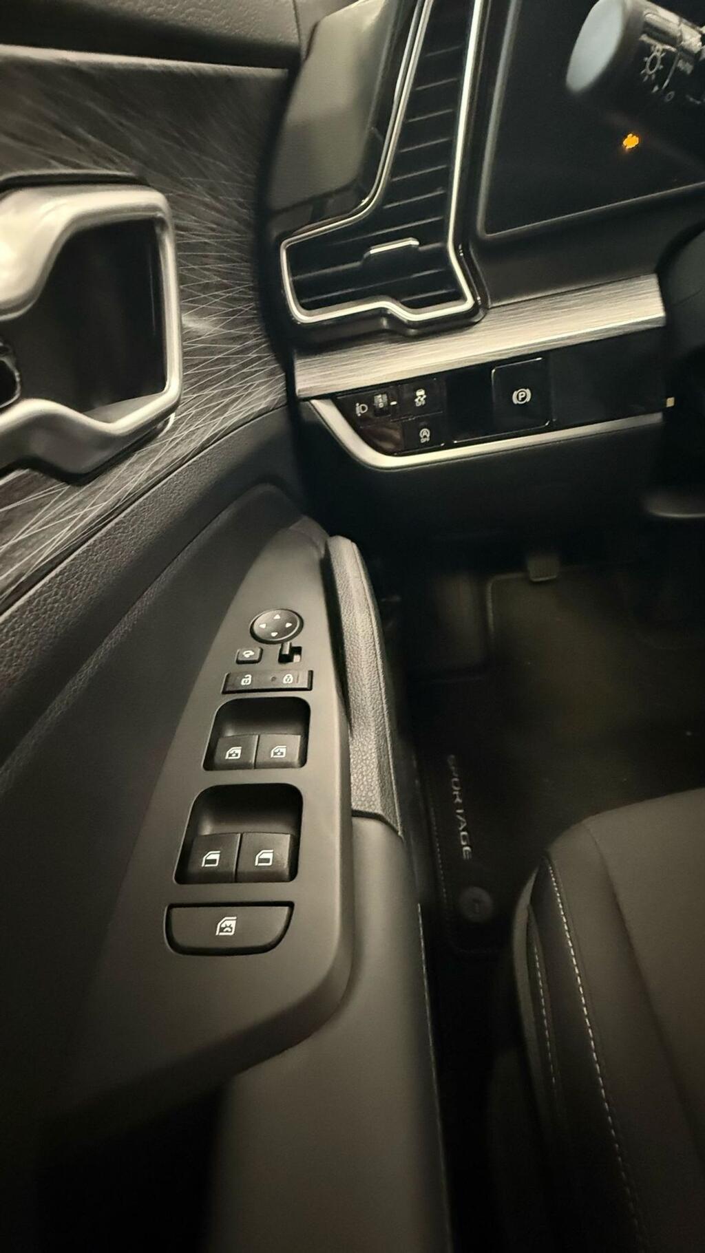 Kia Sportage 1.6 CRDi MHEV 100kW (136CV) Drive 4x2 9