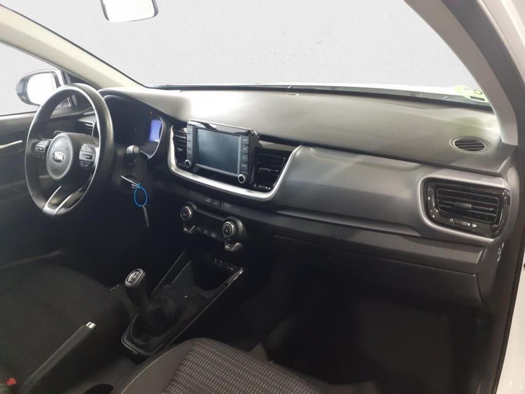 Kia Stonic 1.0 T-GDi 88kW (120CV) Drive 10