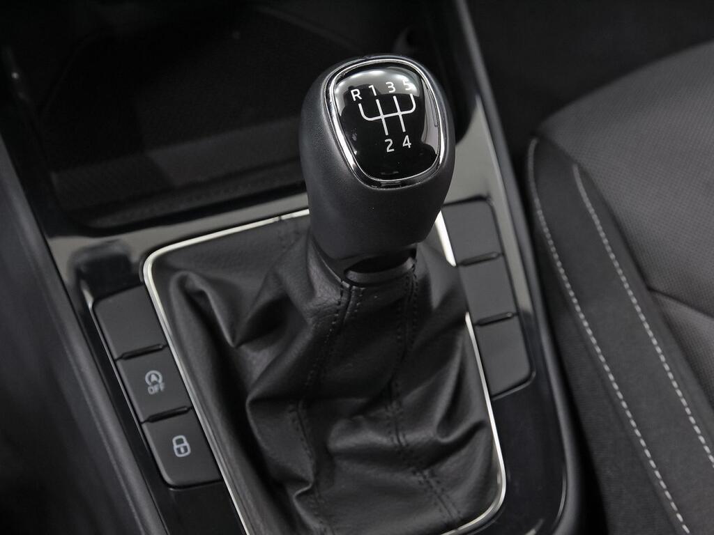 Skoda Fabia 1.0 TSI 70KW (95CV) Selection 27