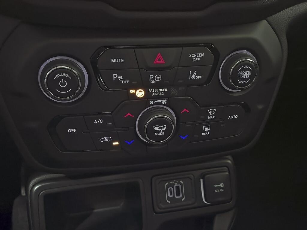 Jeep Renegade eHybrid Summit 1.5 MHEV 130hp Dct Fwd 32