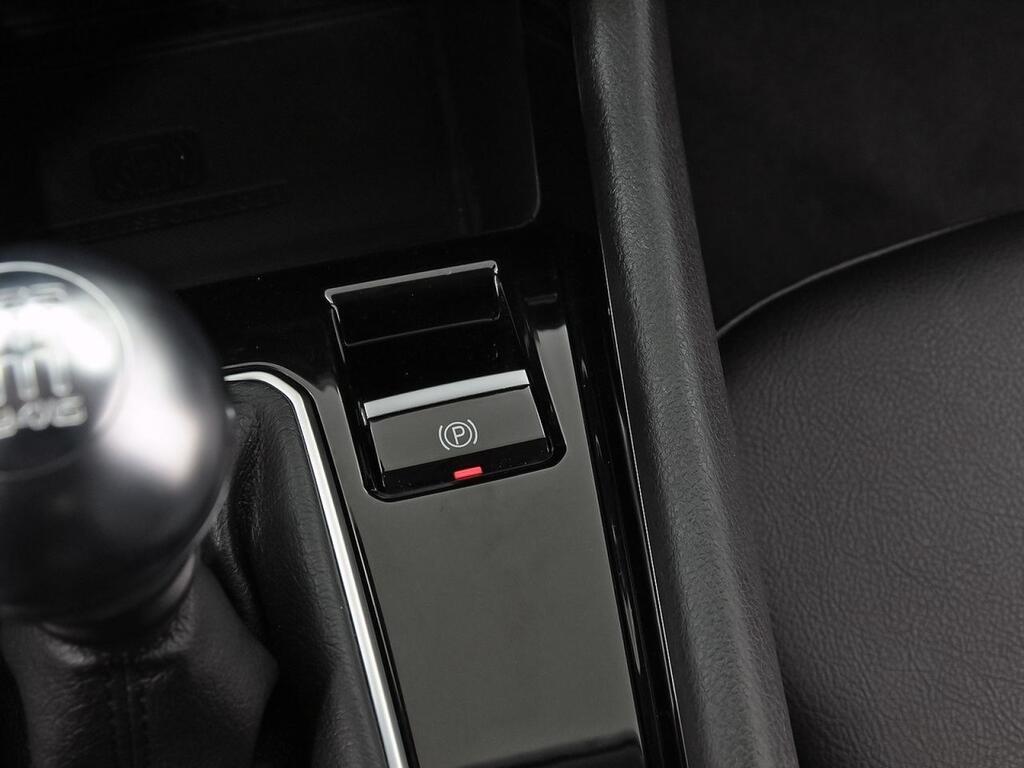 Jeep Compass 1.3 Gse T4 96kW (130CV) Limited MT FWD 32