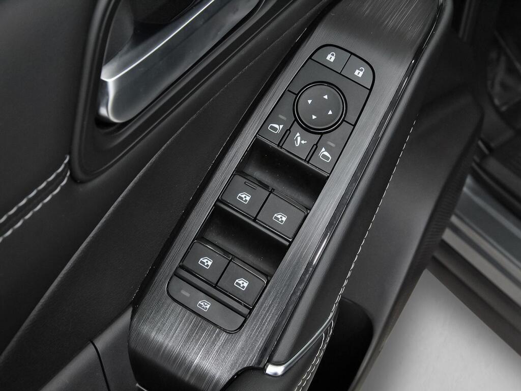 Nissan Qashqai DIG-T 116kW Xtronic N-Style 12