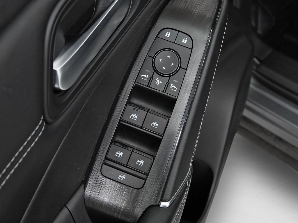 Nissan Qashqai DIG-T 103kW N-Connecta 12