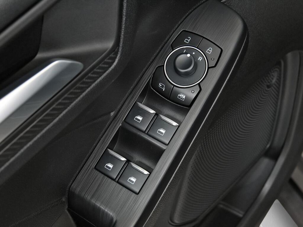 Ford Kuga ST-Line 1.5T EcoBoost 110kW (150CV) 13