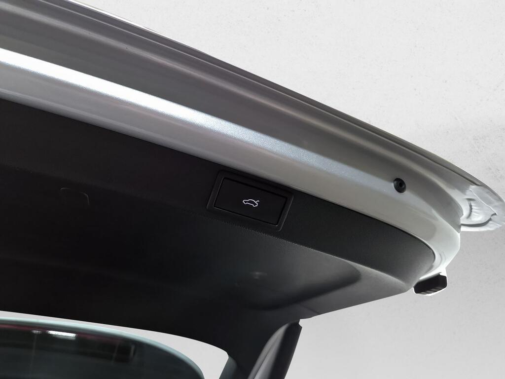 Skoda Octavia Combi 2.0 TDI 85kW (115CV) Design 34