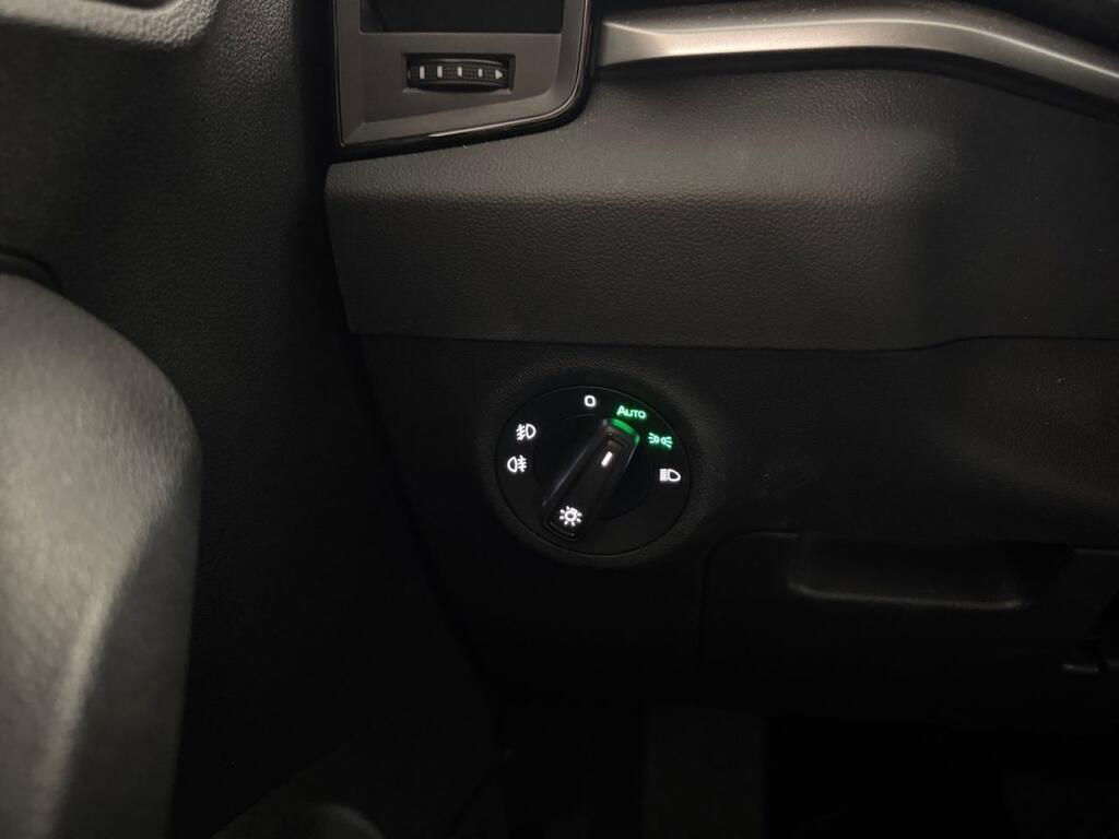 Skoda Karoq 1.5 TSI 110kW (150CV) DSG ACT Selection 12