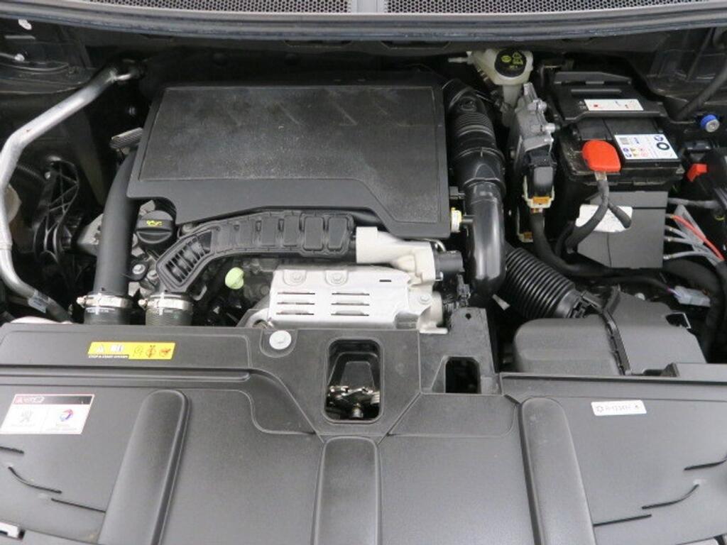Peugeot 3008 1.2 PureTech 96KW (130CV) S&S GT 18