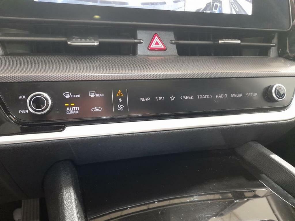 Kia Sportage 1.6 T-GDi HEV 171kW (230CV) Tech 4x2 22