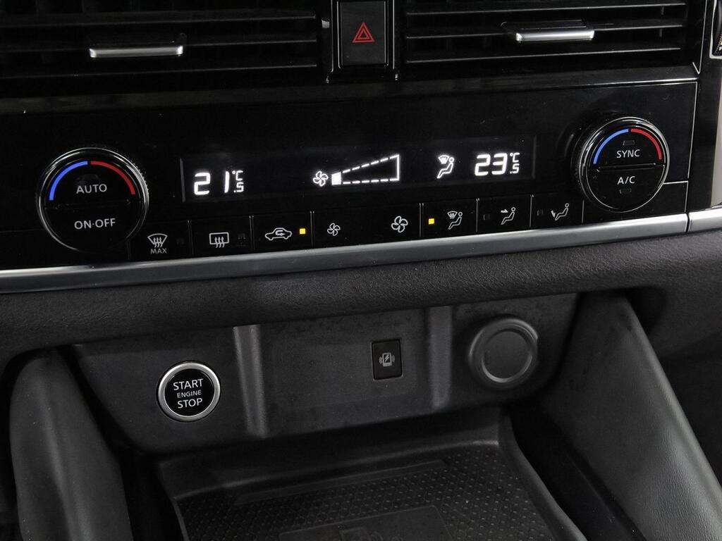 Nissan Qashqai DIG-T 116kW Xtronic N-Connecta 30