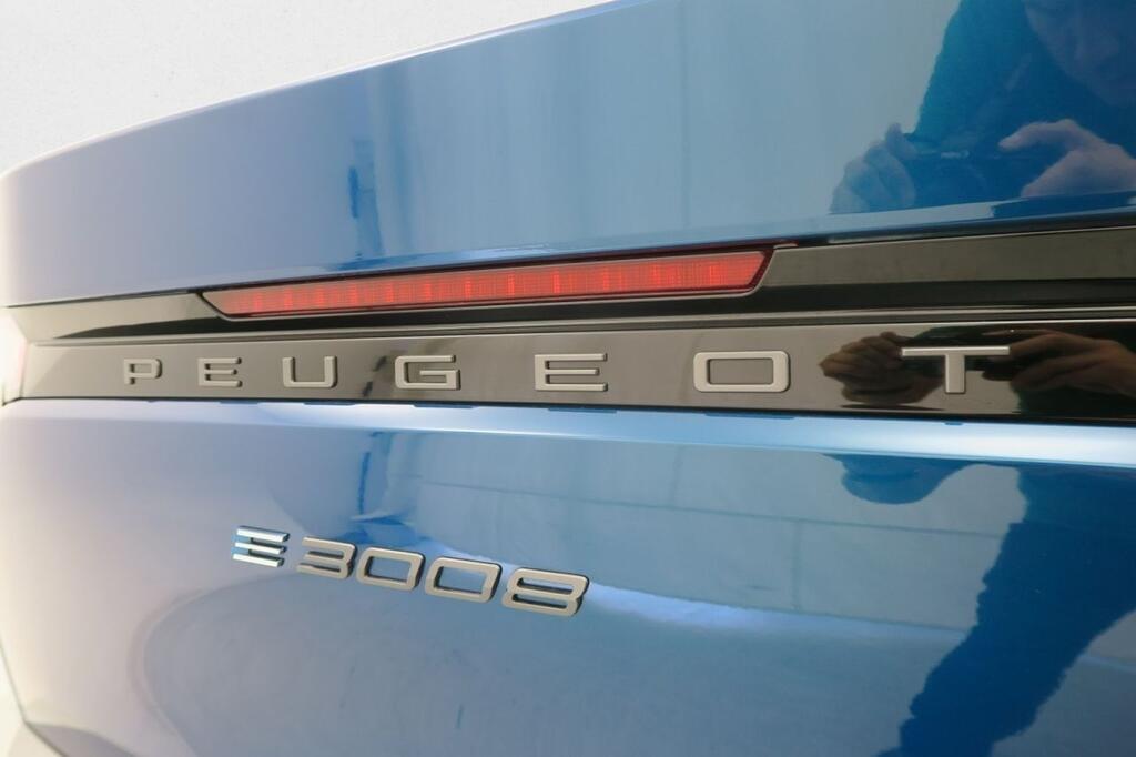 Peugeot 3008 GT Eléctrico 157kW 19