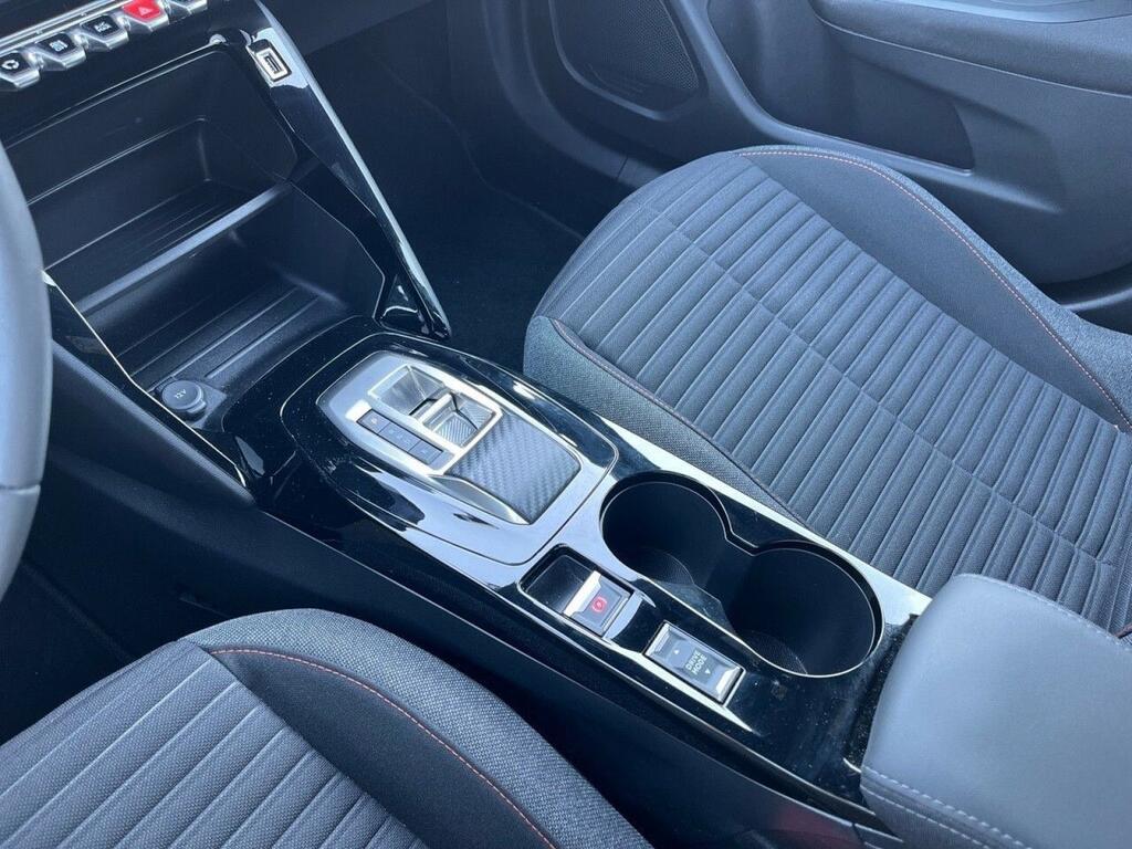 Peugeot 2008 Eléctrico Active Pack 136 (100kW) 7