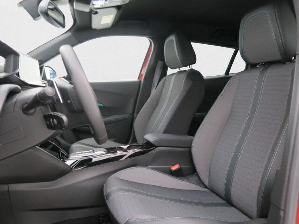 Peugeot 2008 Allure Pack BlueHDI 130 S&S EAT8 15