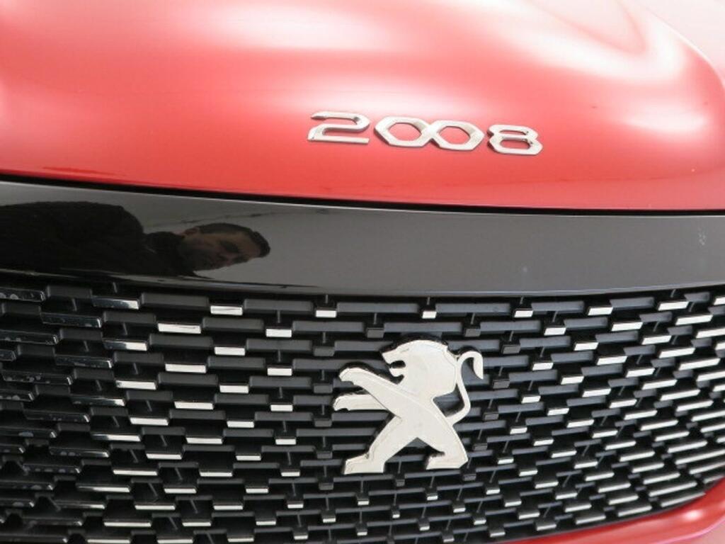 Peugeot 2008 Allure Pack BlueHDI 130 S&S EAT8 18