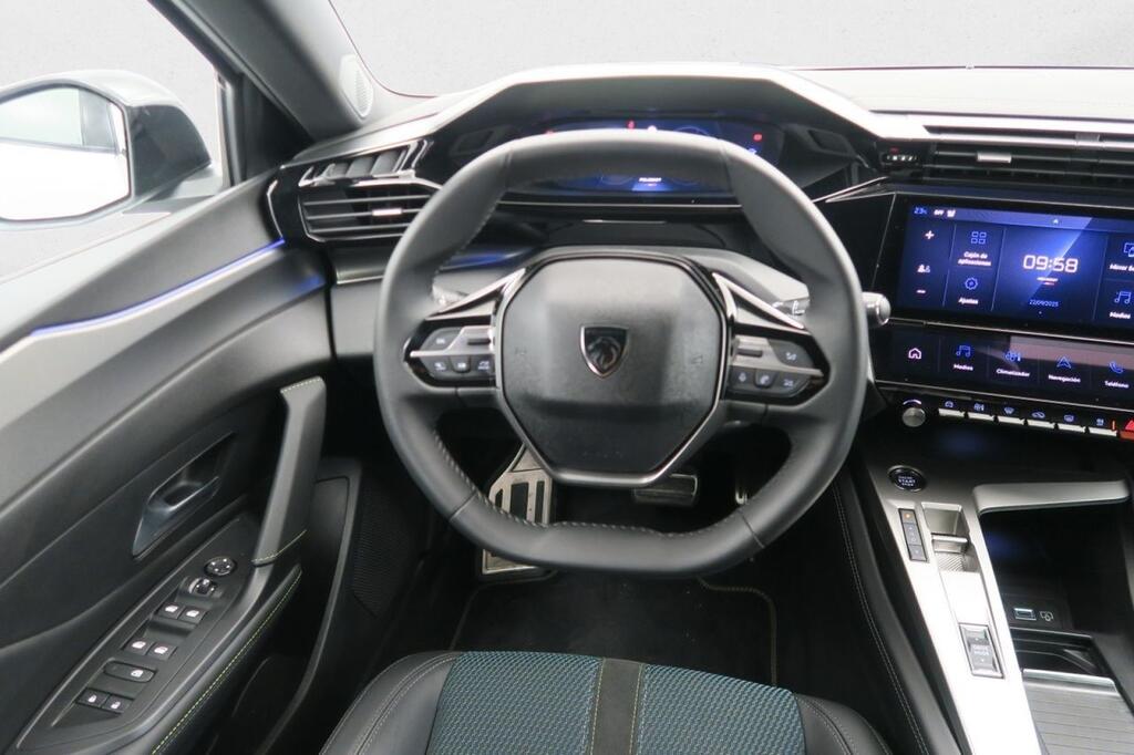Peugeot 308 5P First Edition Eléctrico 115kW (156CV) 6
