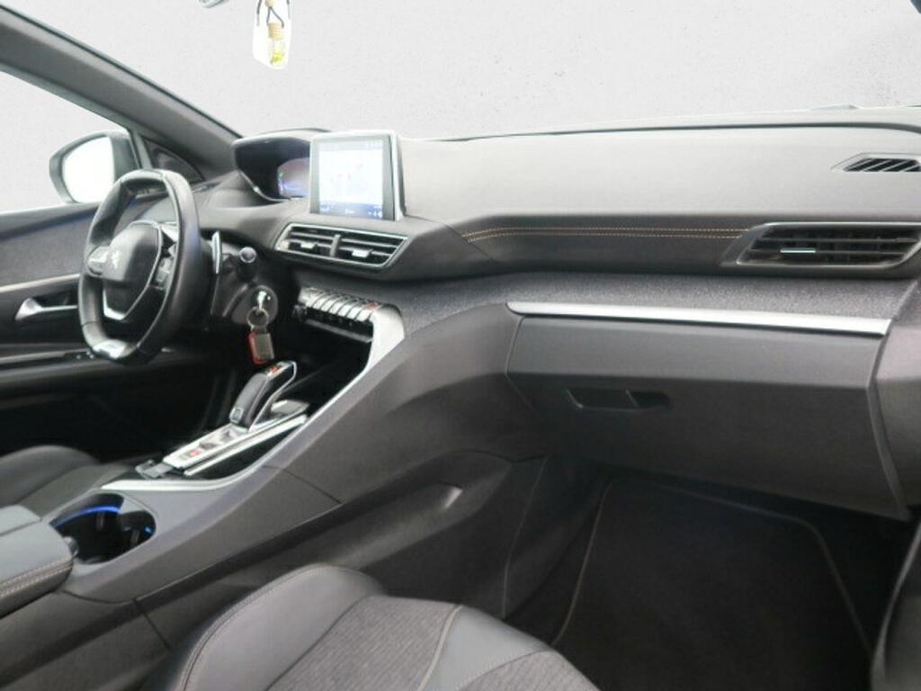 Peugeot 3008 1.2 PURETECH 96KW (130CV) GT LINE EAT8 17