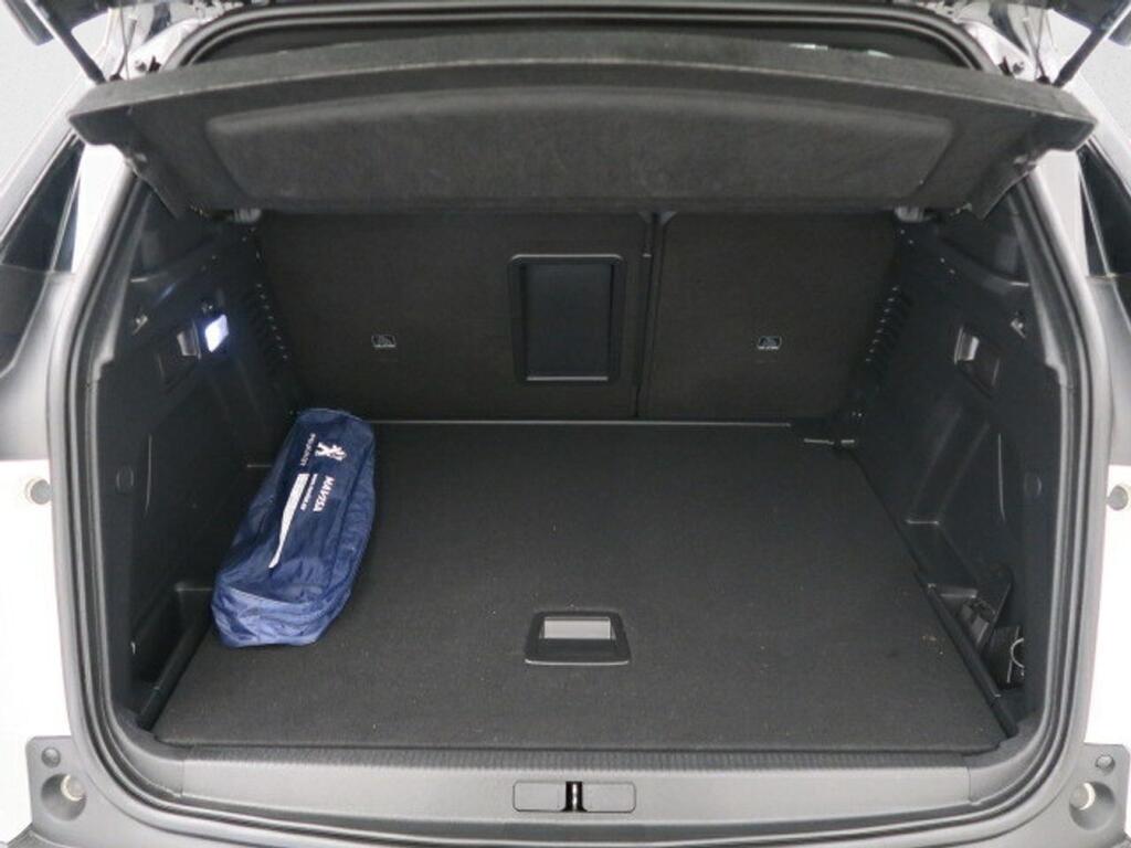 Peugeot 3008 1.2 PURETECH 96KW (130CV) GT LINE EAT8 21