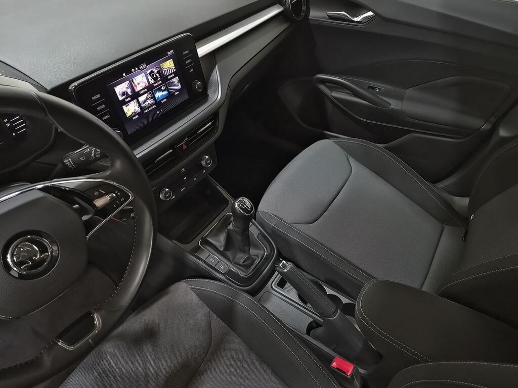 Skoda Fabia 1.0 TSI 70KW (95CV) Ambition 27