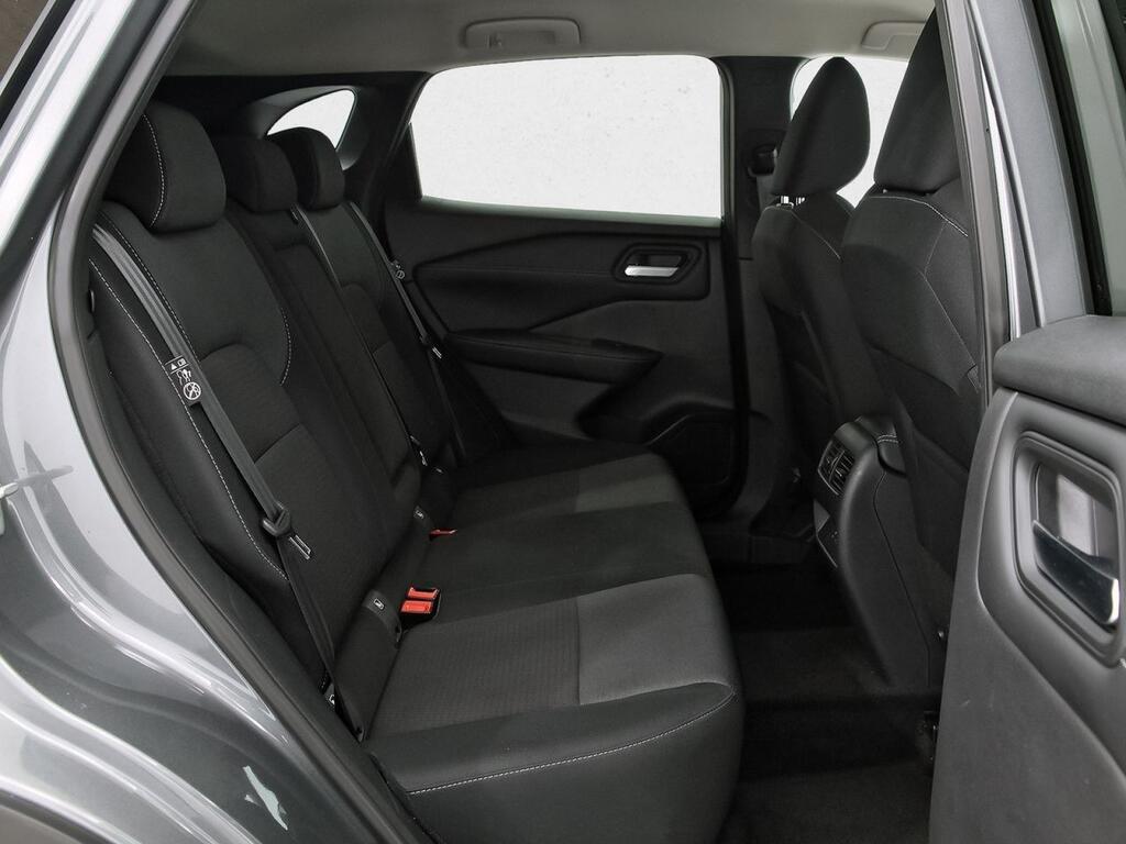 Nissan Qashqai DIG-T 116kW Xtronic N-Connecta 8