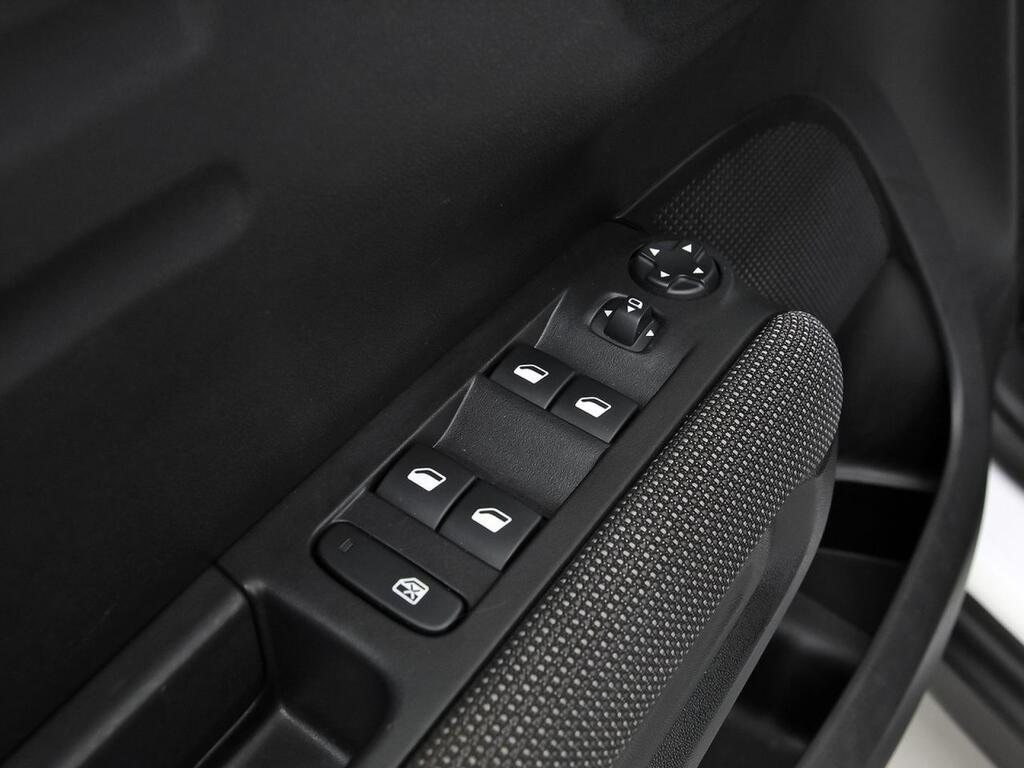 Citroën C3 Aircross PureTech 81kW (110CV) Plus 12