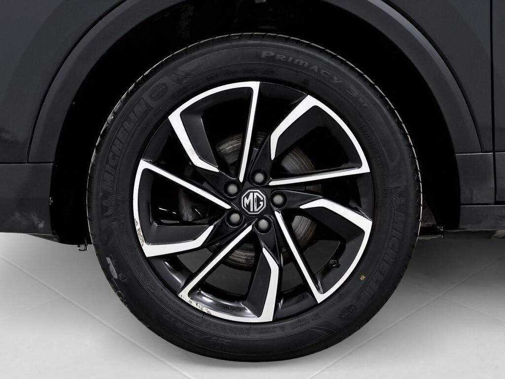 MG ZS 1.0T Luxury 11