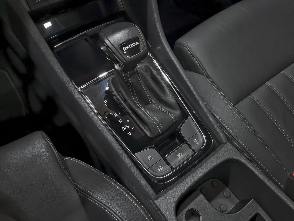 Skoda Karoq 1.5 TSI 110kW (150CV) DSG ACT Sportline 27