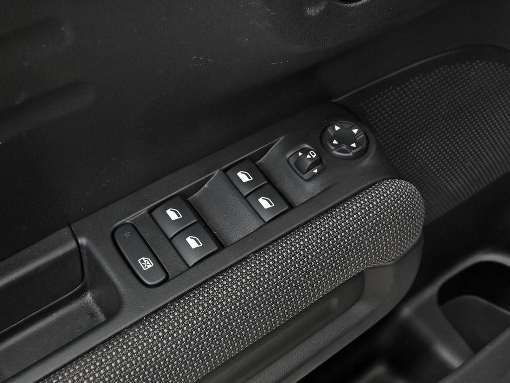 Citroën C3 Aircross PureTech 81kW (110CV) Plus 13