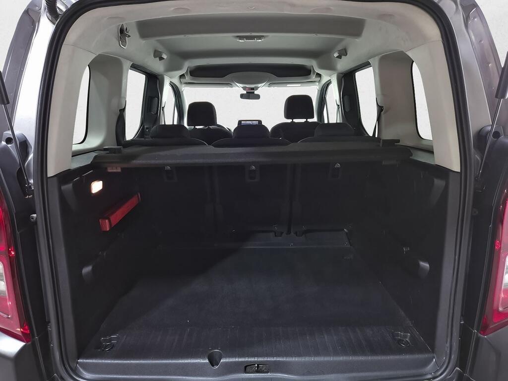 Citroën Berlingo Talla M BlueHDi 130 S&S 6v SHINE 9