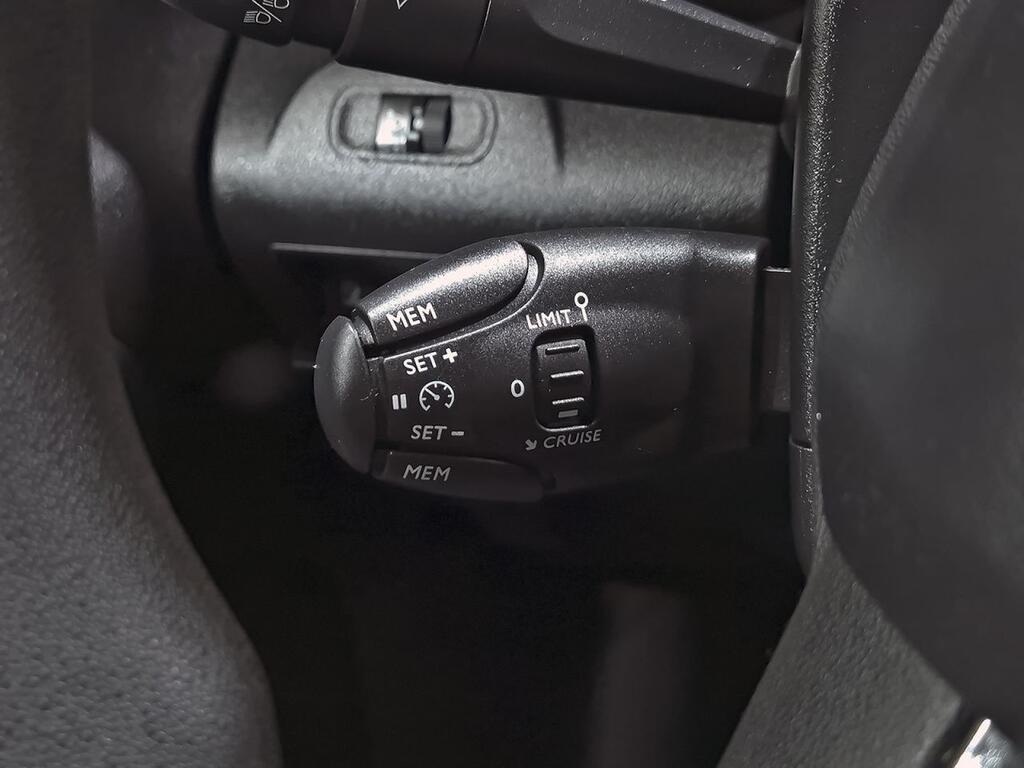 Citroën Berlingo Talla M BlueHDi 130 S&S 6v SHINE 16