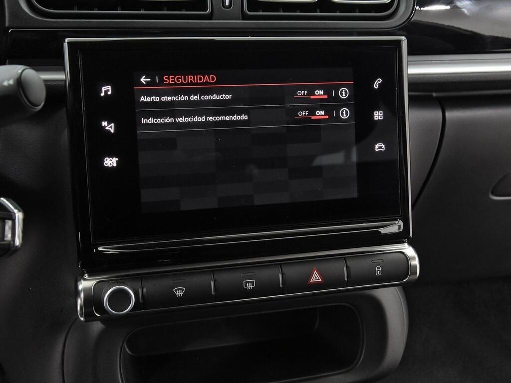 Citroën C3 PureTech 60KW (83CV) Shine 28