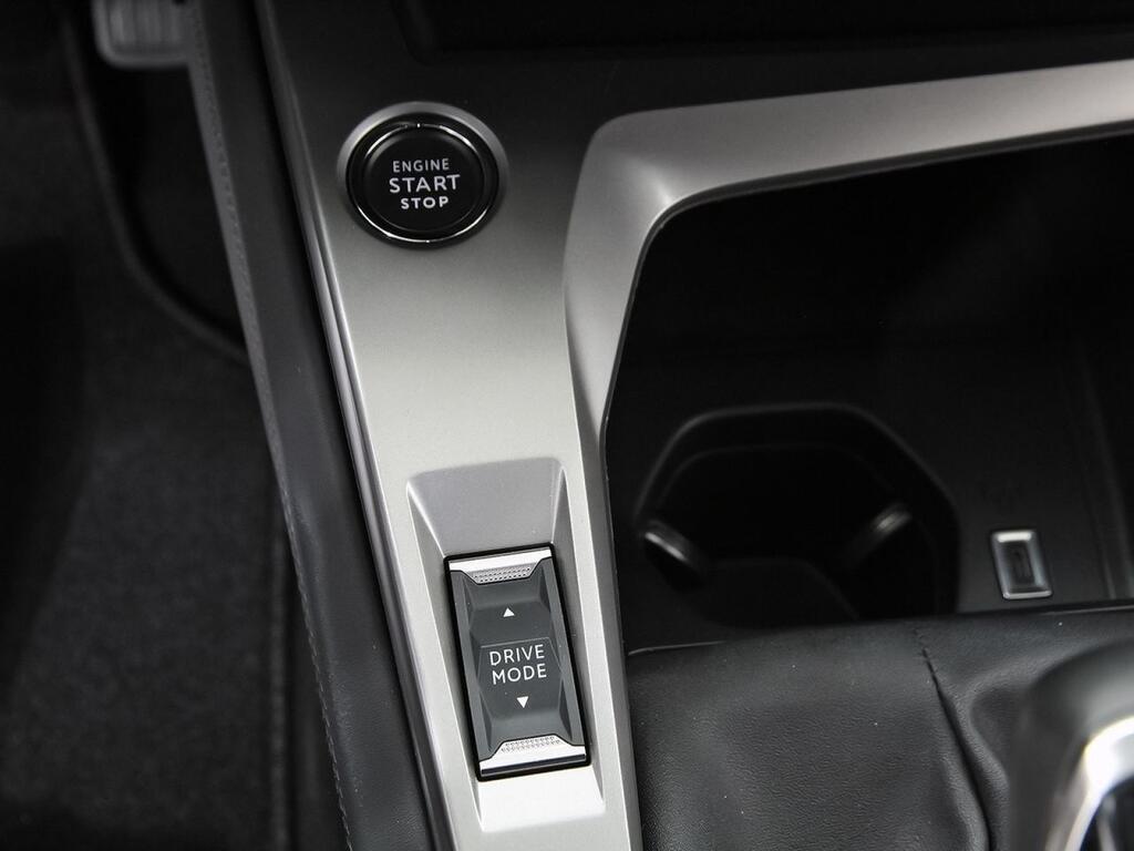 Peugeot 308 SW Allure PureTech 130 S&S MAN 31