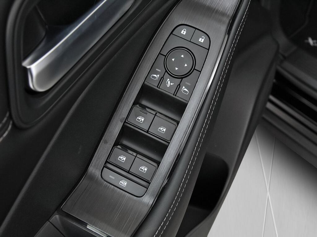 Nissan X-Trail 5pl 1.5 e-POWER 152kW 4x2 A/T N-Connecta 12