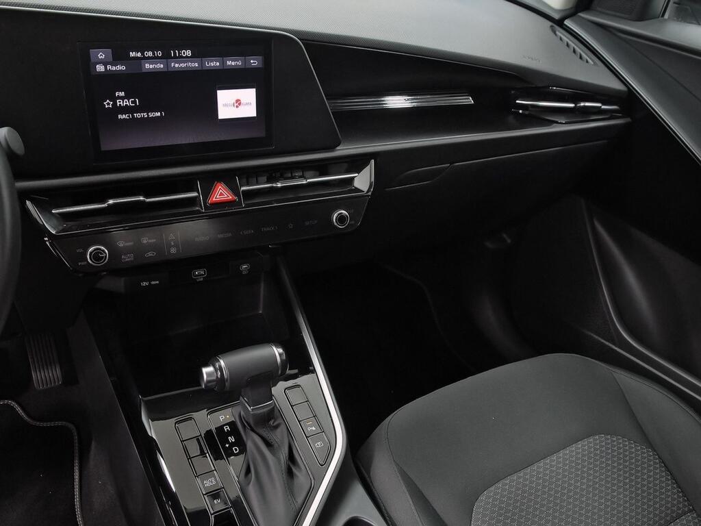 Kia Niro 1.6 GDi PHEV 104kW (141CV) Concept 11