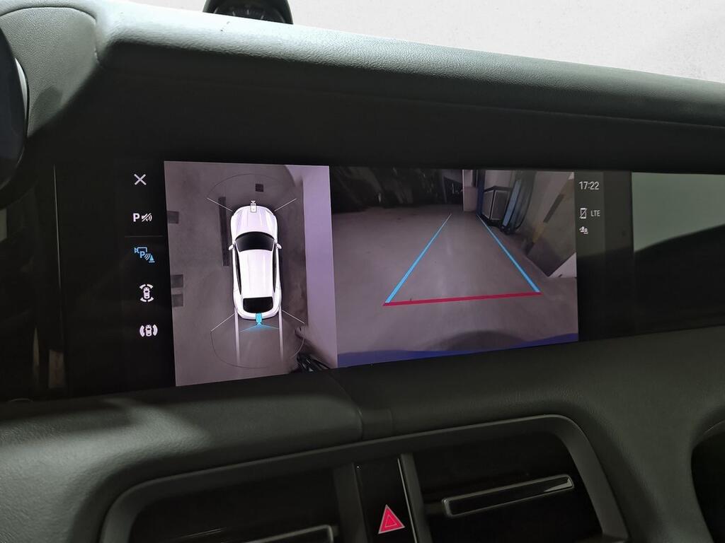 Porsche Taycan 4S Cross Turismo 29