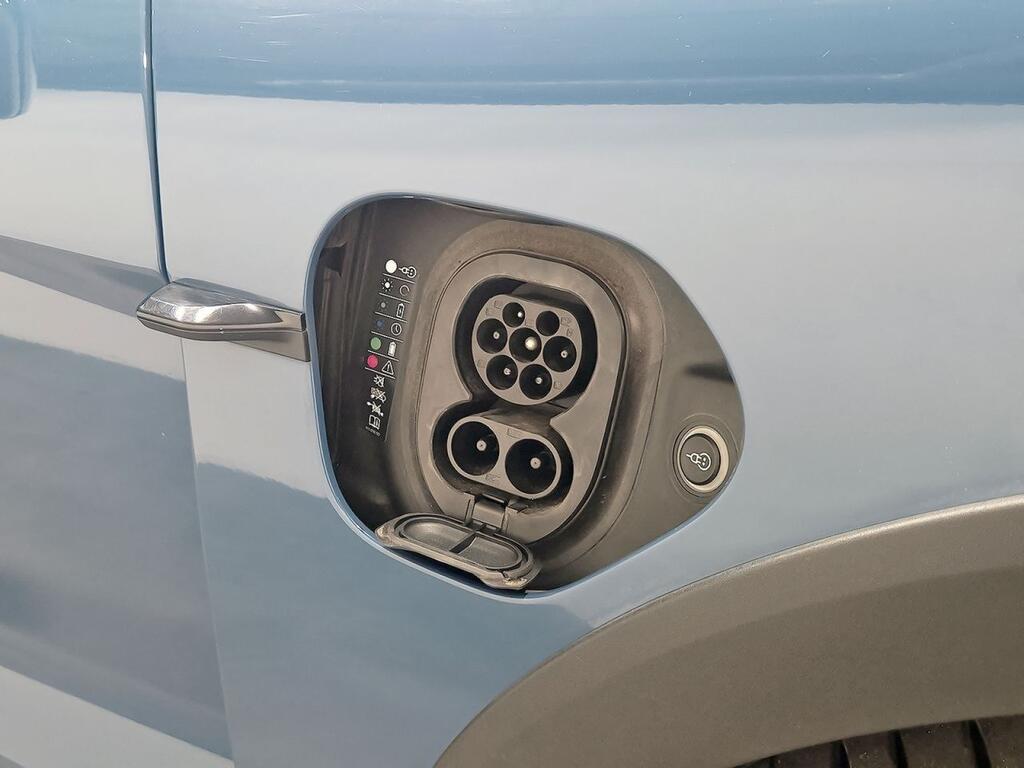 Porsche Taycan 4S Cross Turismo 39