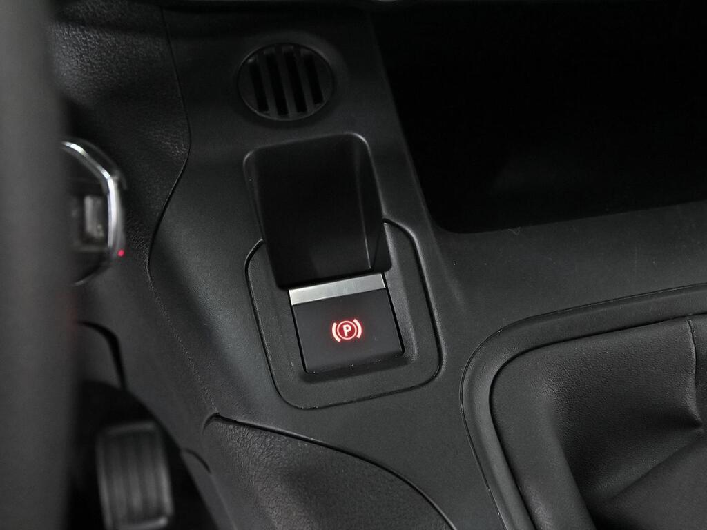 Opel Combo Cargo 1.5 TD 100 LIFE BUSINESS EDIT. PLUS 5P (N1) 29