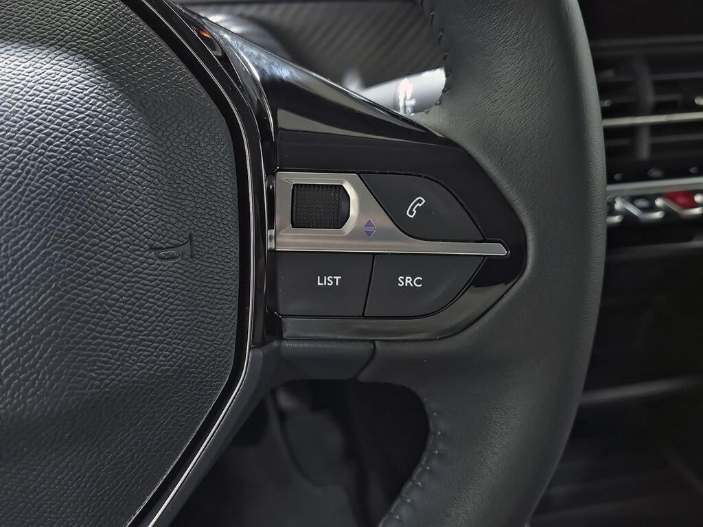 Peugeot 208 PureTech 74kW (100CV) Style 17