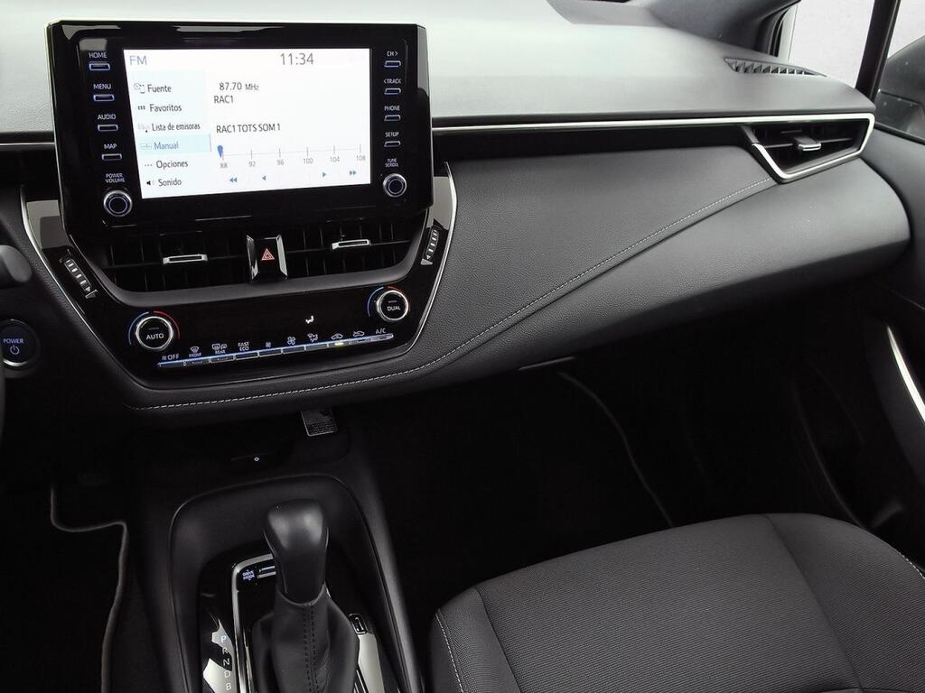 Toyota Corolla 1.8 125H BUSINESS E-CVT 11