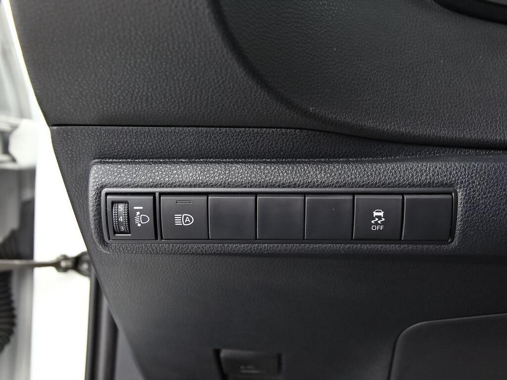 Toyota Corolla 1.8 125H BUSINESS E-CVT 13