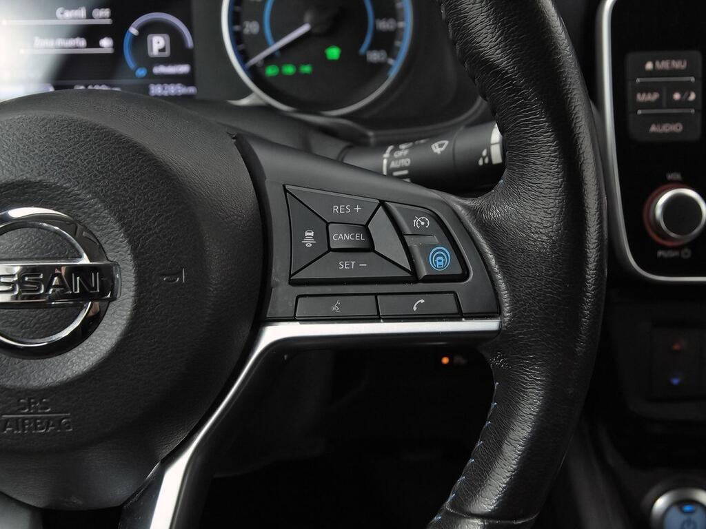 Nissan Leaf 40kWh Tekna 18