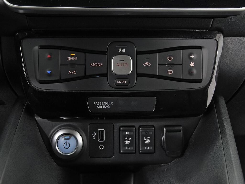 Nissan Leaf 40kWh Tekna 28