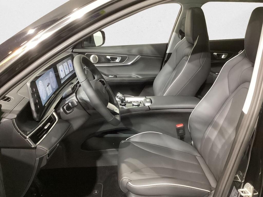 Ebro S700 1.5 TGDI PHEV Luxury E-CVT 8