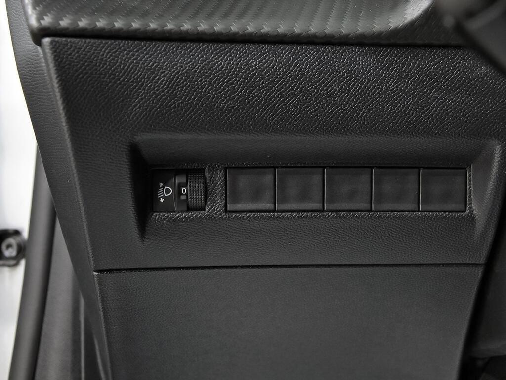 Peugeot 208 Allure Puretech 100 14