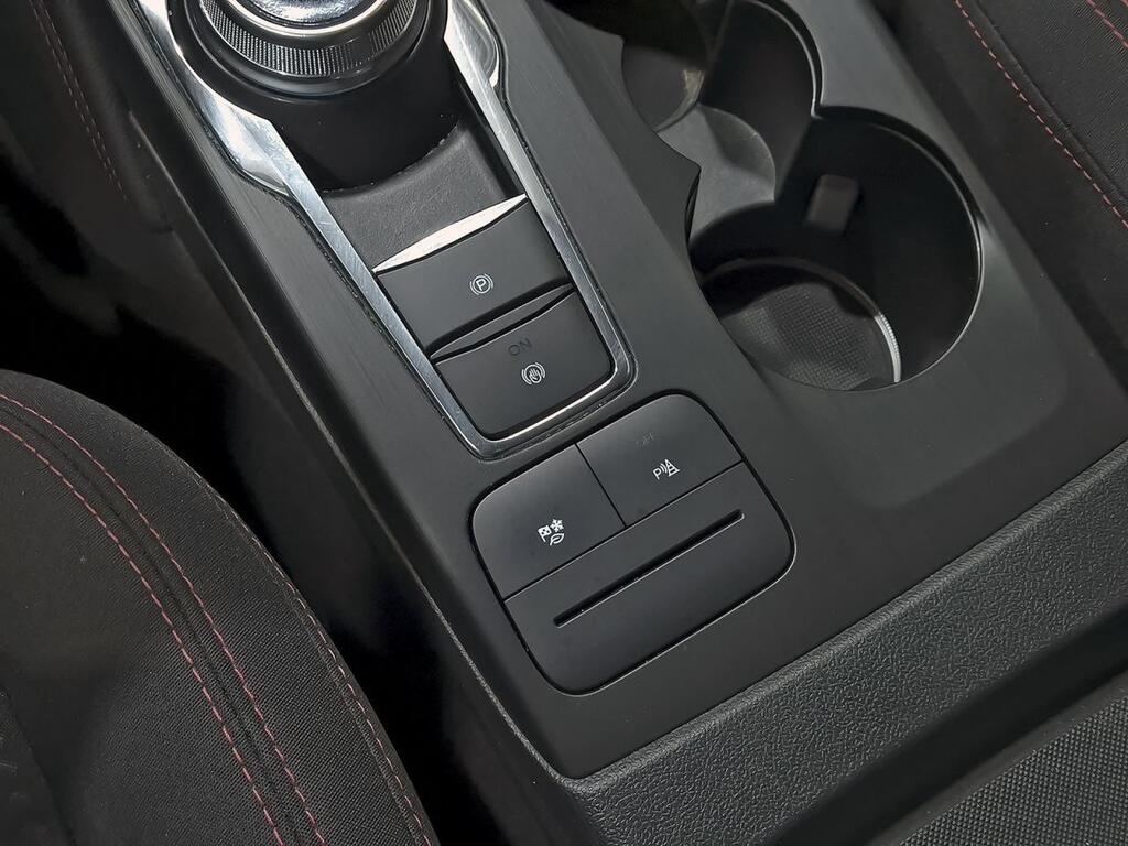 Ford Kuga ST-Line 2.5 Duratec FHEV 140kW Auto 29