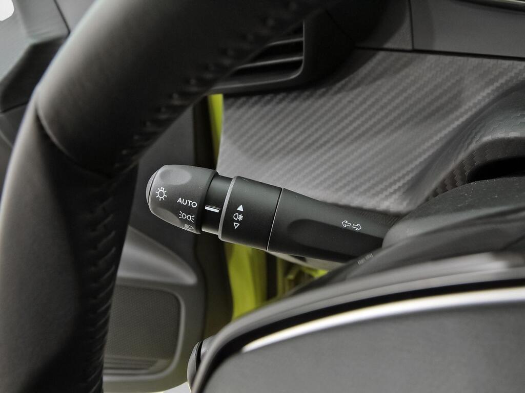 Peugeot 208 Active Puretech 100 16