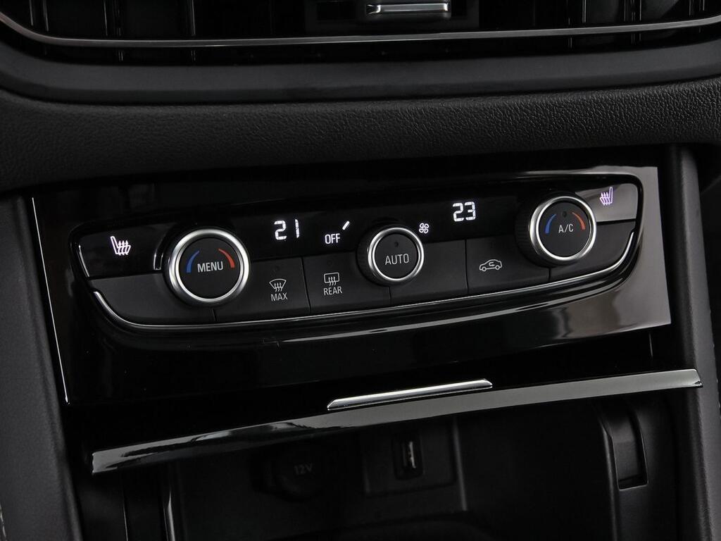 Opel Grandland 1.2T XHT MT6 S/S GS 27